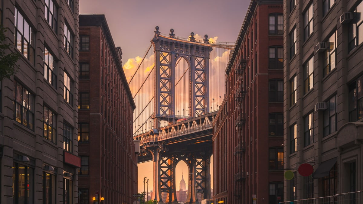 view of Manhattan bridge during sunset