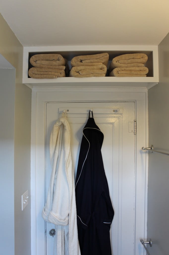 towel storage in bathroom