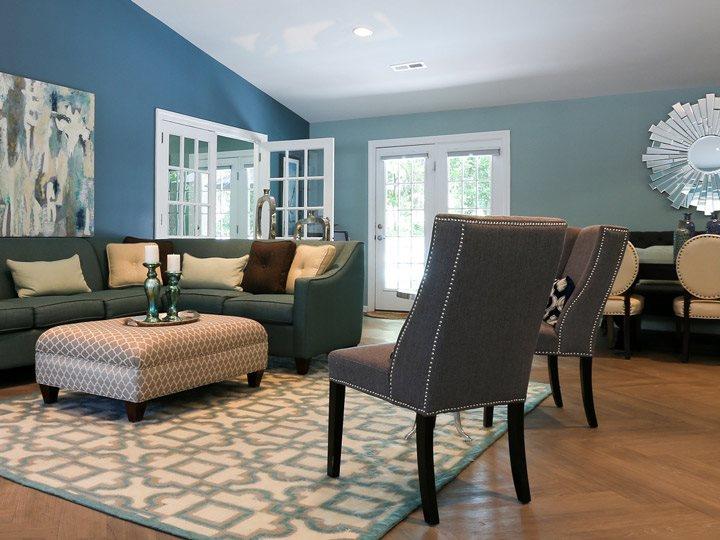 blue and green living room